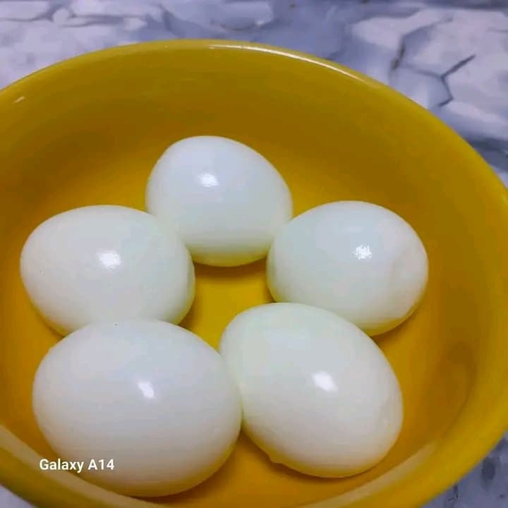Boiled eggs